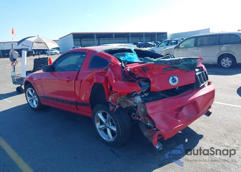 2008 Ford Mustang Gt Deluxe/Gt Premium from USA, damaged, VIN 1ZVHT82H885187236